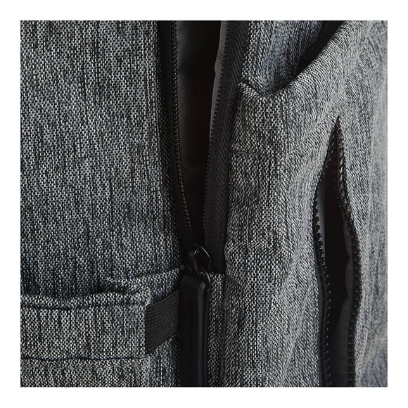 Skip Hop Baxter Diaper Backpack - 12 Pockets - Fits 17” Laptop - Unisex - Picture 6 of 9